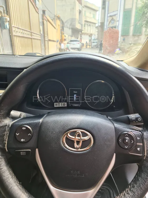 Toyota Corolla 2019 for Sale in Sheikhupura Image-1
