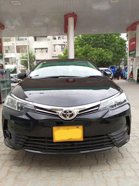 Toyota Corolla 2020 for Sale in Karachi Image-1