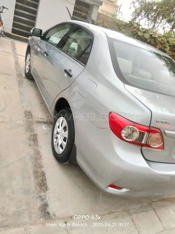 Toyota Corolla 2011 for Sale in Karachi Image-1