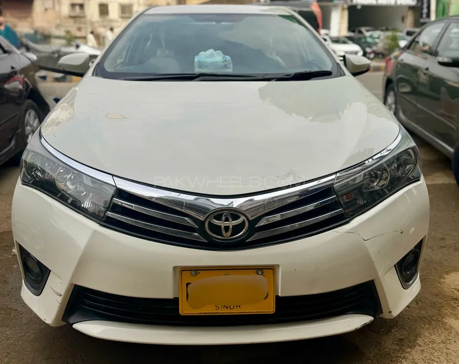 Toyota Corolla 2016 for Sale in Karachi Image-1