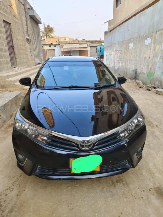 Toyota Corolla 2016 for Sale in Karachi Image-1