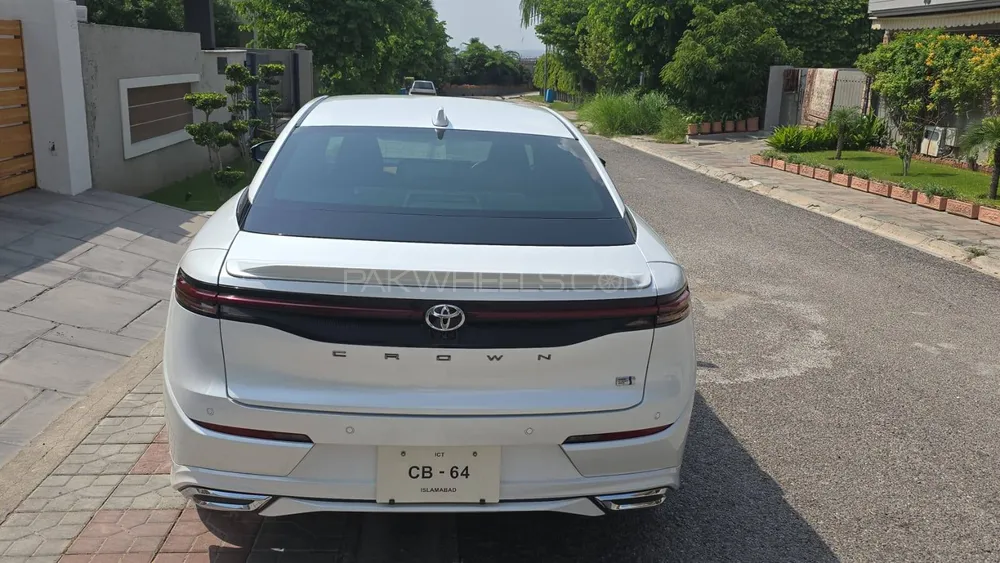 Toyota Crown 2022 for Sale in Islamabad Image-1