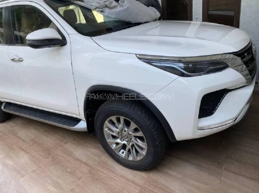 Toyota Fortuner 2021 for Sale in Karachi Image-1