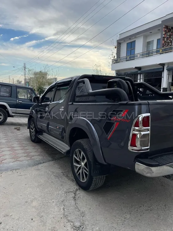 Toyota Hilux 2011 for Sale in Rawalpindi Image-1