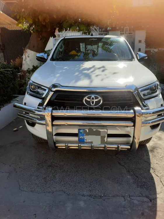 Toyota Hilux 2021 for Sale in Islamabad Image-1