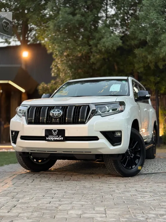 Toyota Prado 2021 for Sale in Lahore Image-1