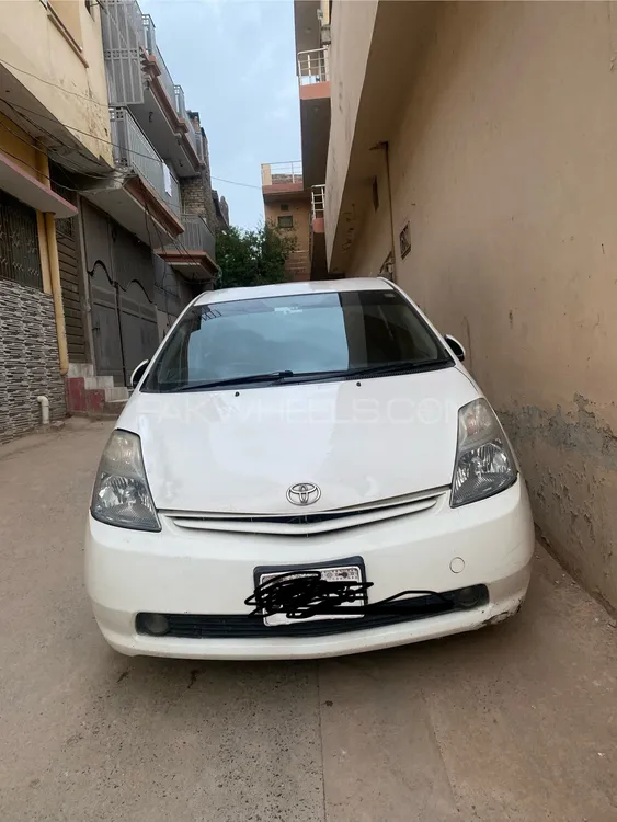 Toyota Prius 2011 for Sale in Islamabad Image-1