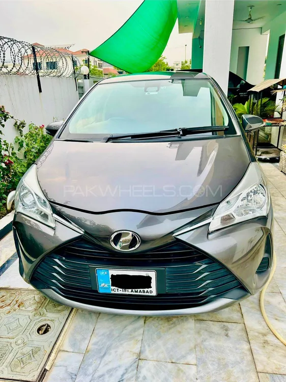 Toyota Vitz 2018 for Sale in Islamabad Image-1