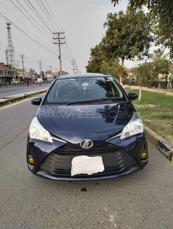 Toyota Vitz 2020 for Sale in Faisalabad Image-1
