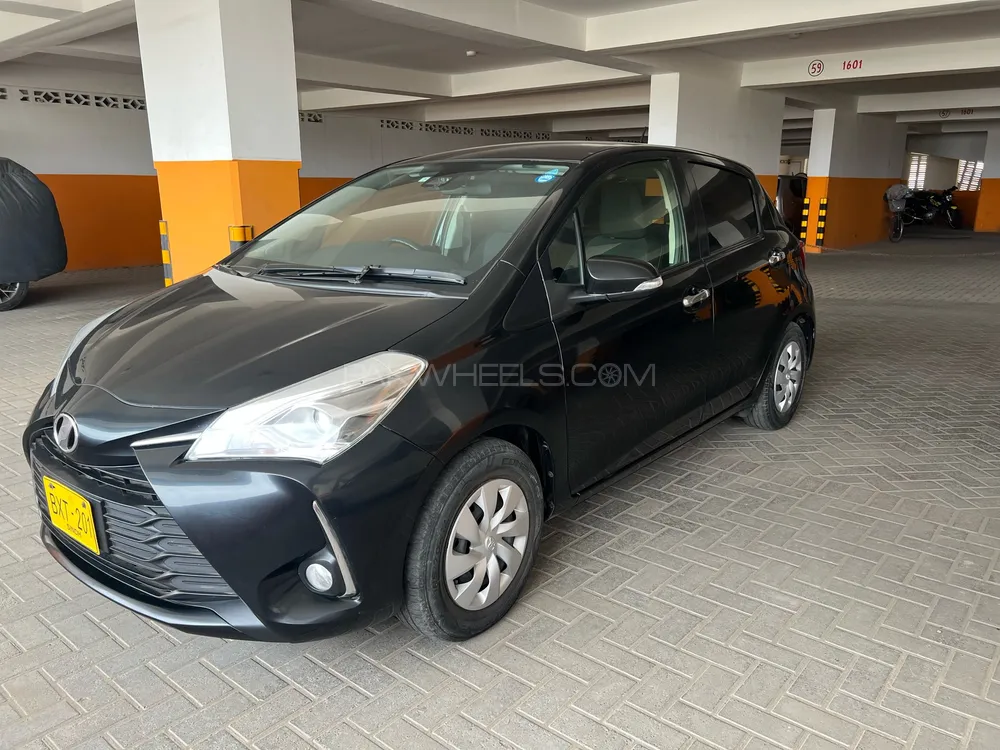 Toyota Vitz 2019 for Sale in Karachi Image-1