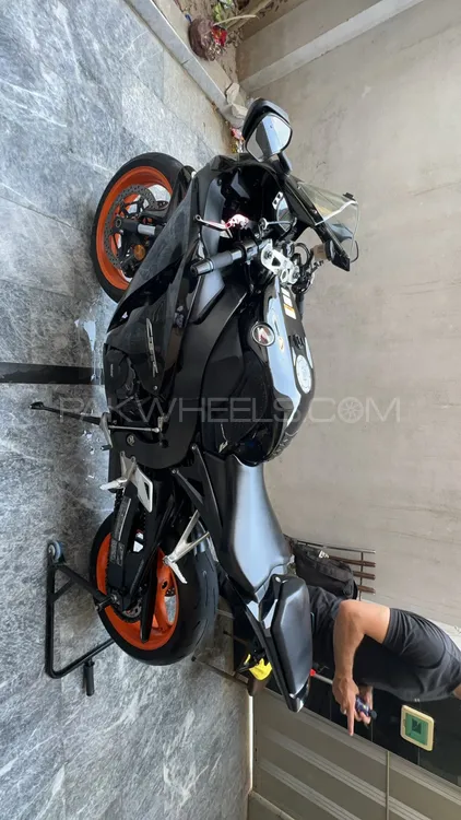 Honda CBR 1000RR 2009 for Sale Image-1