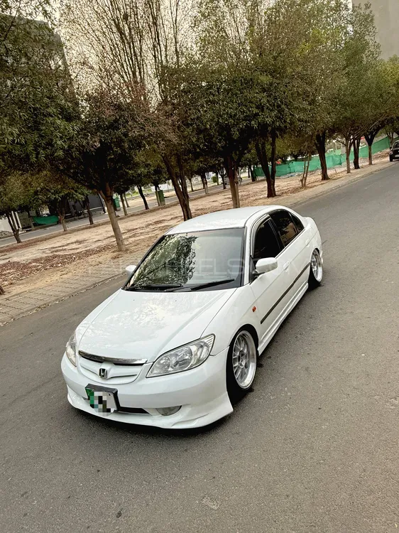 Honda Civic 2004 for Sale in Lahore Image-1