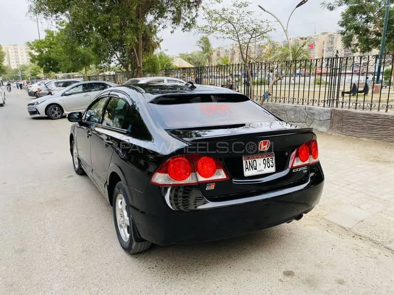 Honda Civic 2007 for Sale in Karachi Image-1
