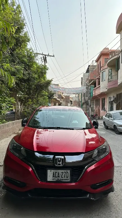 Honda Vezel 2016 for Sale in Lahore Image-1