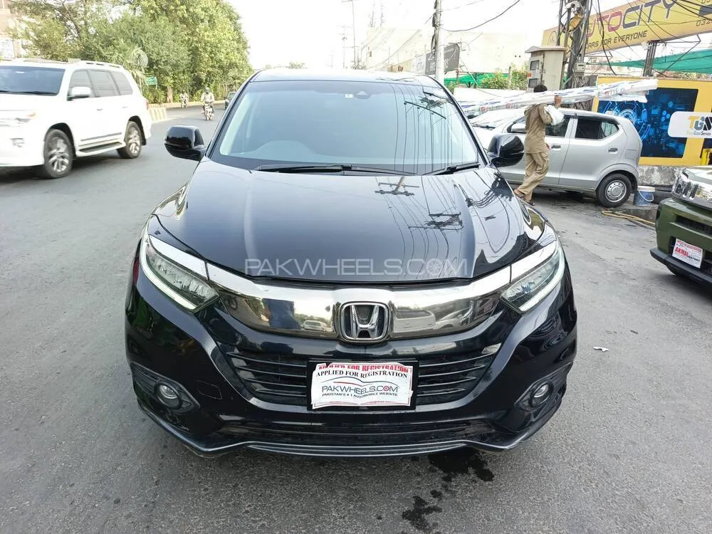 Honda Vezel 2018 for Sale in Lahore Image-1