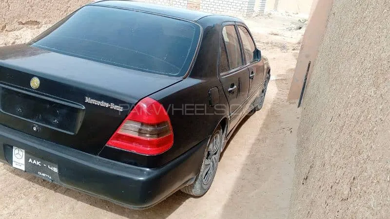 Mercedes Benz 200 D 1996 for Sale in Lahore Image-1