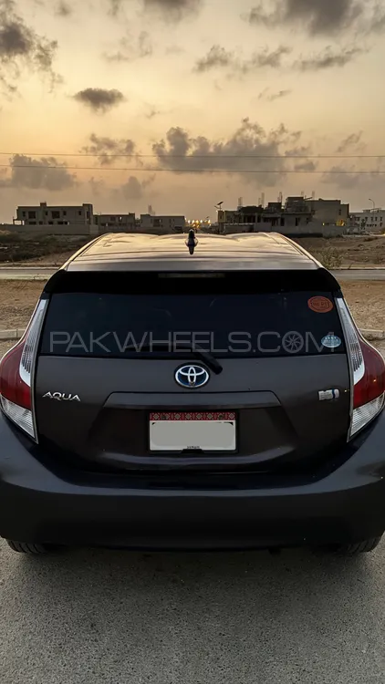 Toyota Aqua 2015 for Sale in Karachi Image-1