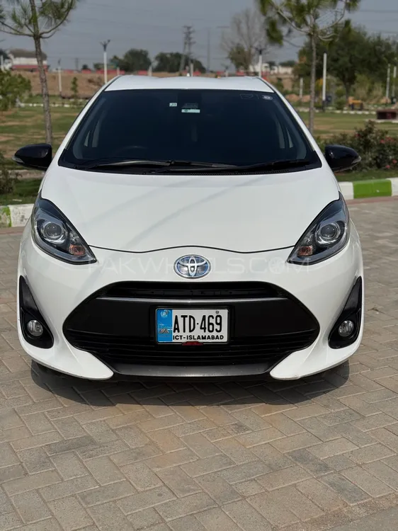 Toyota Aqua 2017 for Sale in Islamabad Image-1