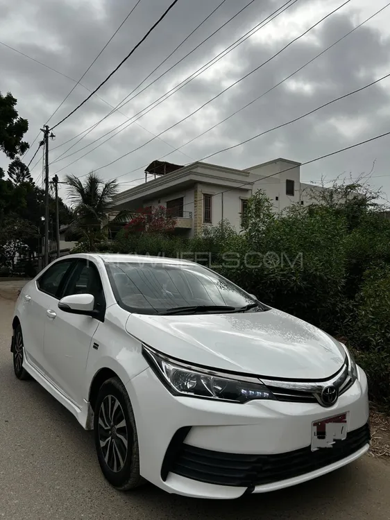 Toyota Corolla 2018 for Sale in Karachi Image-1