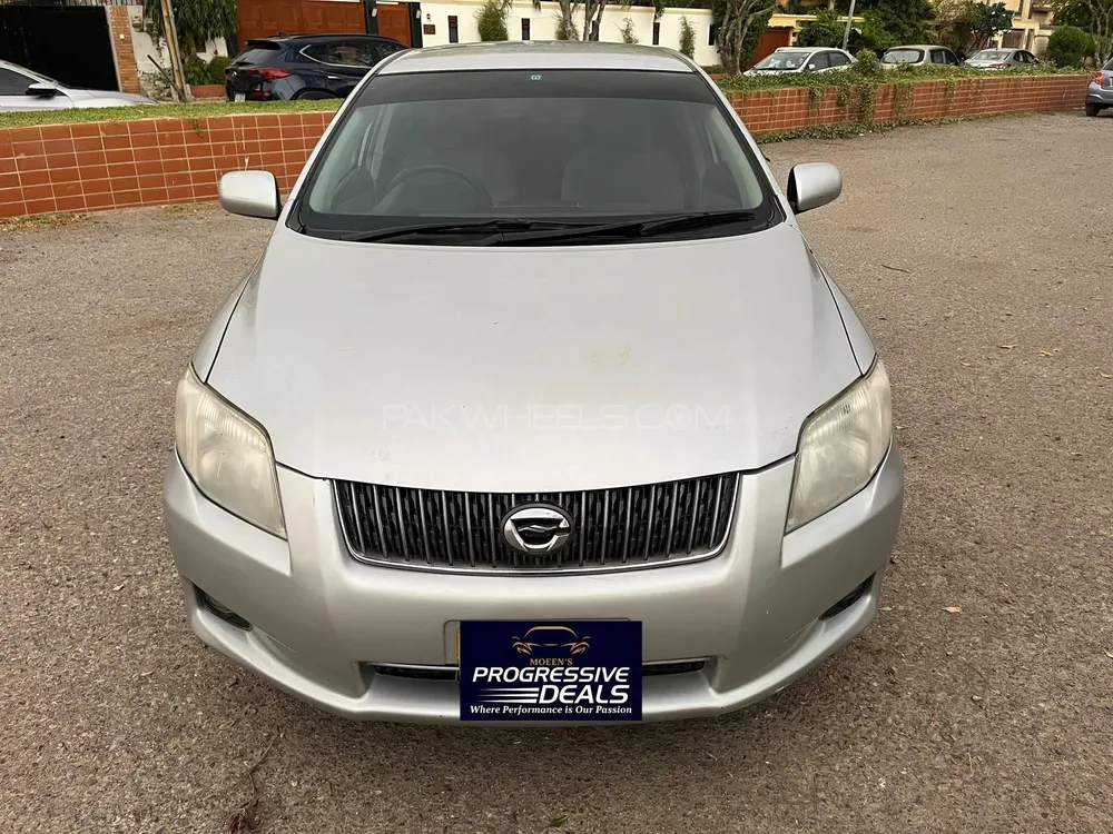 Toyota Corolla Axio 2007 for Sale in Karachi Image-1