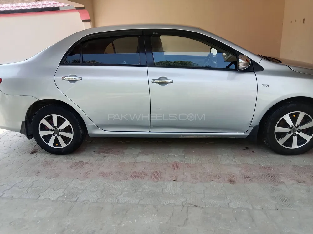 Toyota Corolla 2013 for Sale in Darya khan Image-1