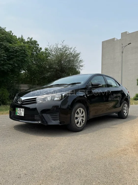 Toyota Corolla 2016 for Sale in Lahore Image-1