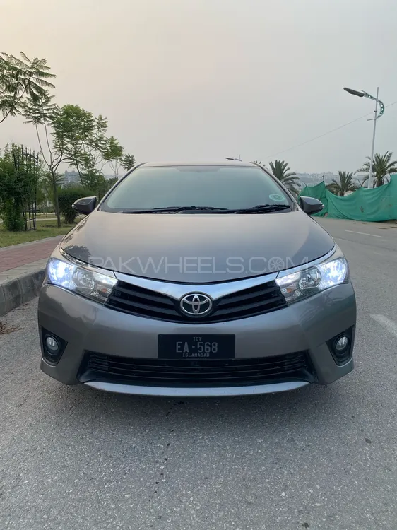 Toyota Corolla 2015 for Sale in Islamabad Image-1
