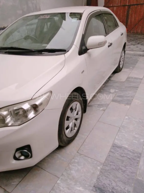 Toyota Corolla 2014 for Sale in Mardan Image-1