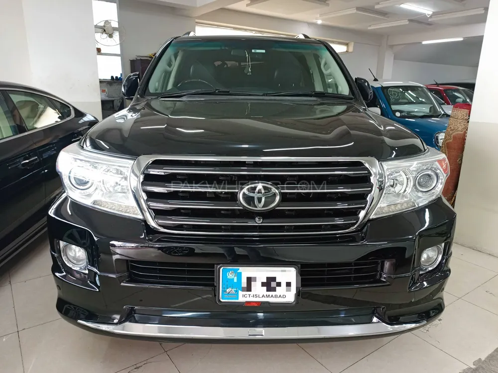 Toyota Land Cruiser 2011 for Sale in Islamabad Image-1