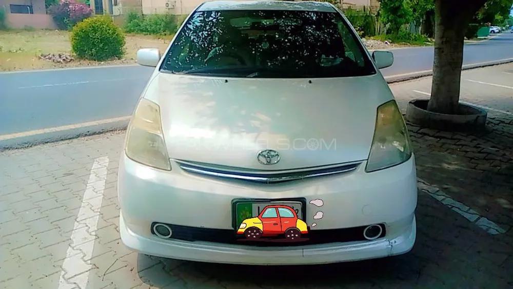 Toyota Prius 2007 for Sale in Lahore Image-1