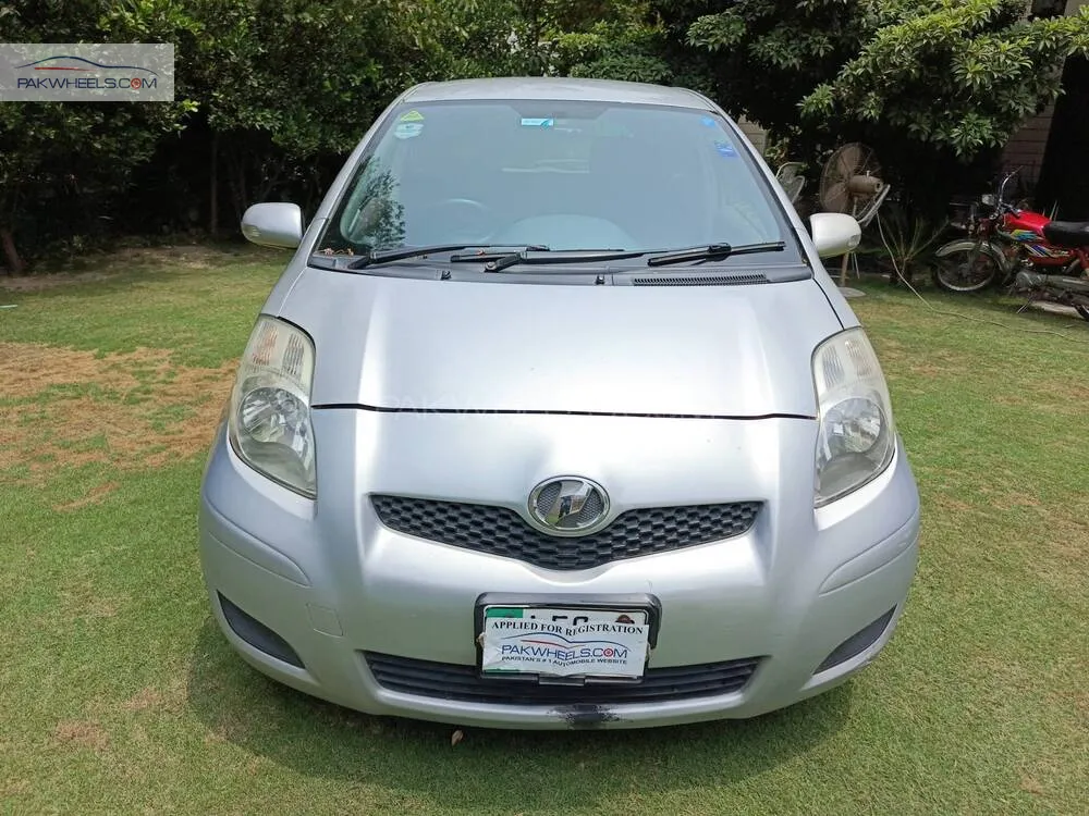 Toyota Vitz 2008 for Sale in Lahore Image-1