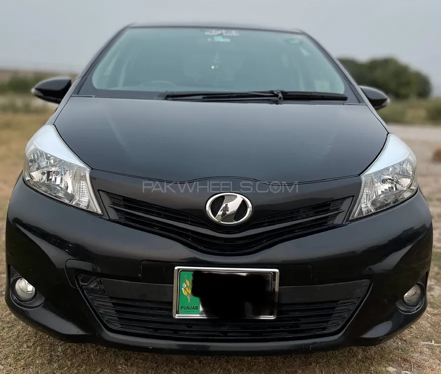 Toyota Vitz 2014 for Sale in Rawalpindi Image-1