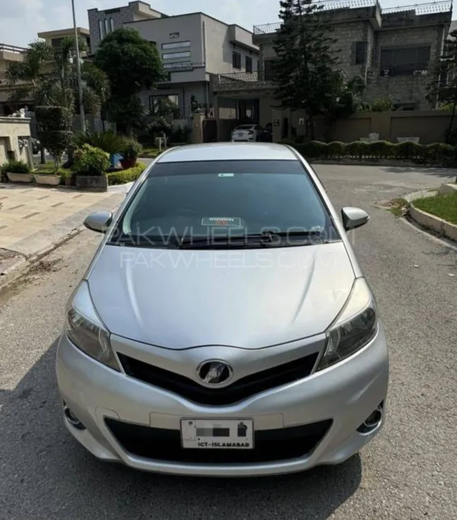 Toyota Vitz 2013 for Sale in Rawalpindi Image-1