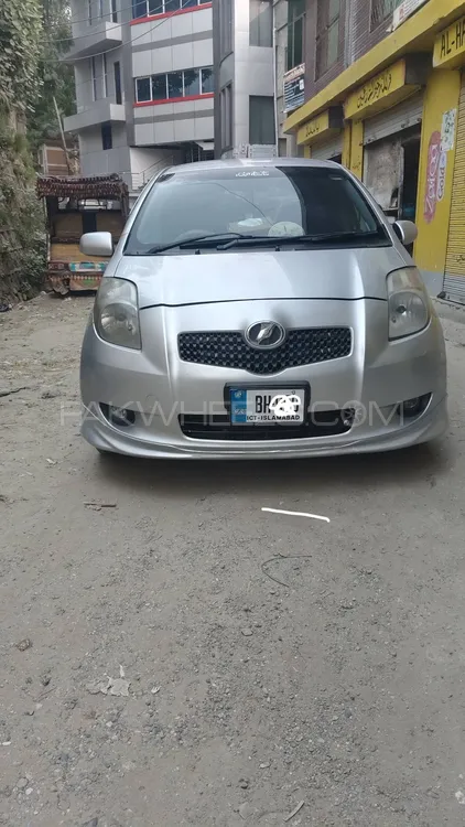 Toyota Vitz 2006 for Sale in Mansehra Image-1