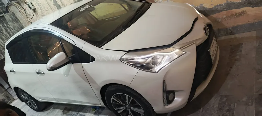 Toyota Vitz 2019 for Sale in Multan Image-1