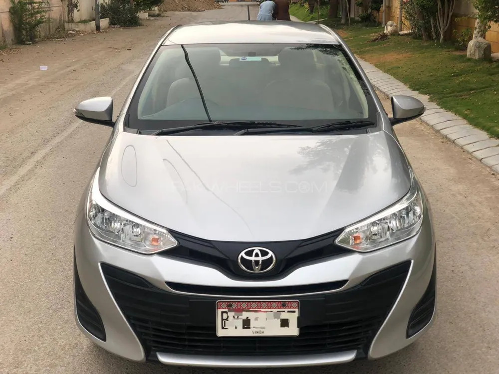 Toyota Yaris Sedan 2023 for Sale in Karachi Image-1