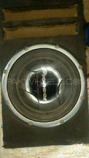 2 pioneer subwoofer 12'' with base tube Image-1