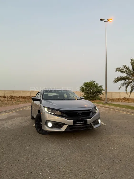 Honda Civic 2018 for Sale in Lahore Image-1