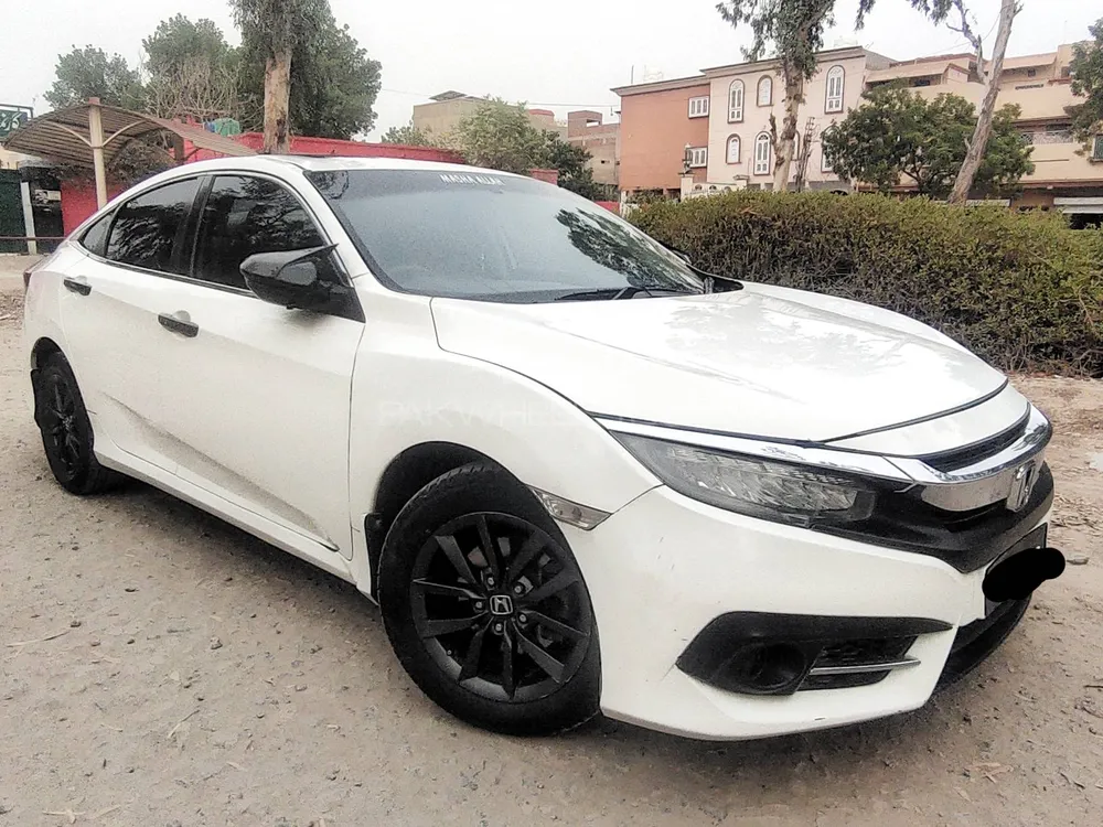 Honda Civic 2017 for Sale in Multan Image-1