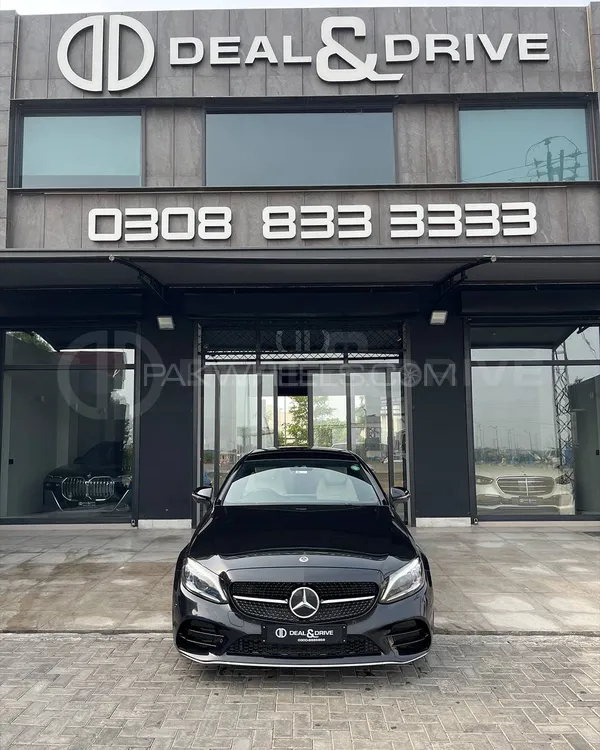 Mercedes Benz C Class 2018 for Sale in Lahore Image-1