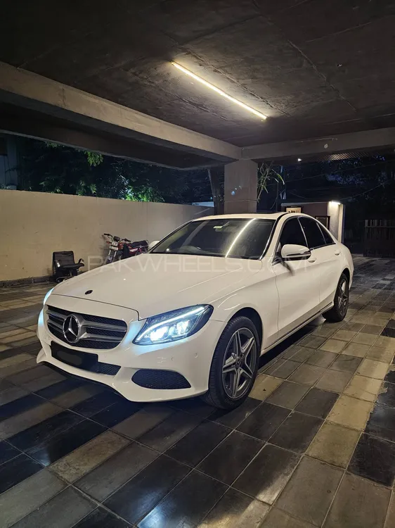 Mercedes Benz C Class 2018 for Sale in Lahore Image-1