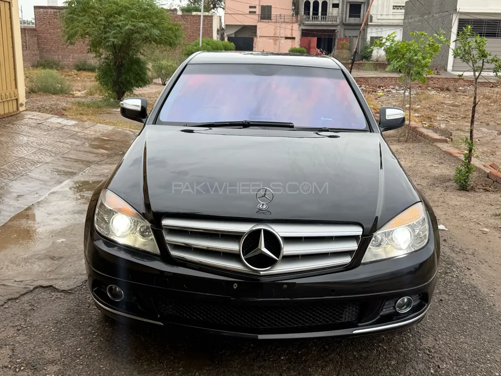 Mercedes Benz C Class 2007 for Sale in Multan Image-1
