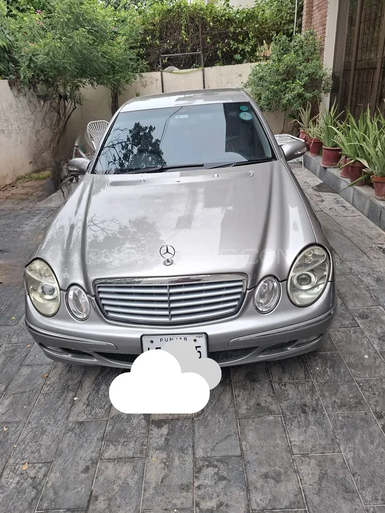 Mercedes Benz E Class 2003 for Sale in Lahore Image-1
