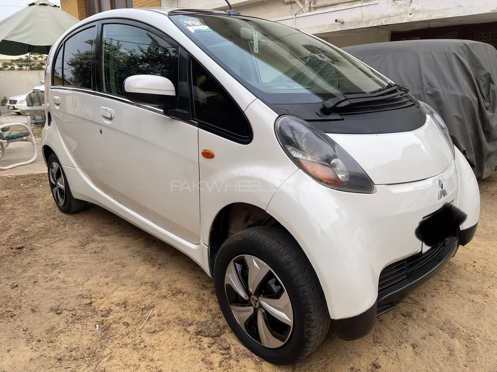 مٹسوبیشی آئی 2007 for Sale in کراچی Image-1