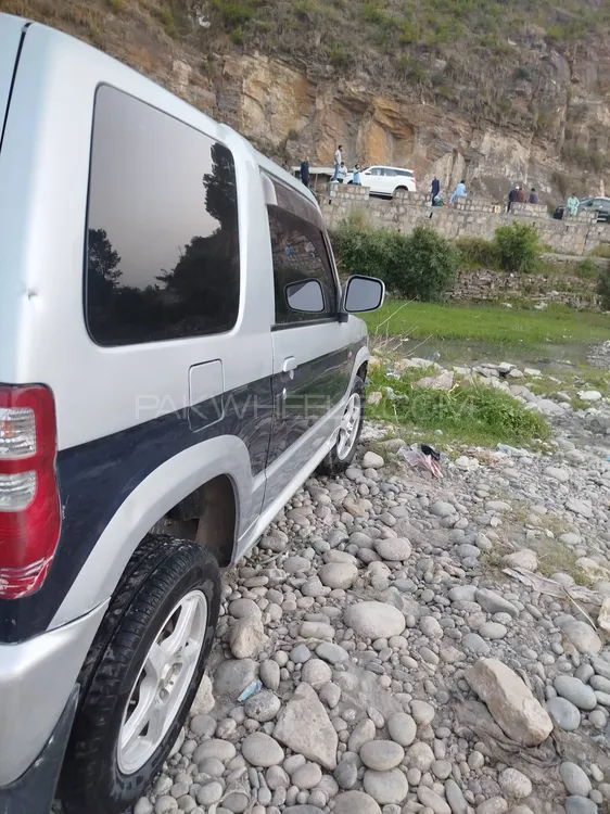 Mitsubishi Pajero Mini 2011 for Sale in Mardan Image-1