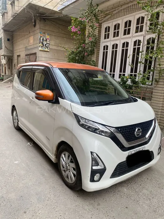 Nissan Dayz Highway Star 2020 for Sale in Faisalabad Image-1