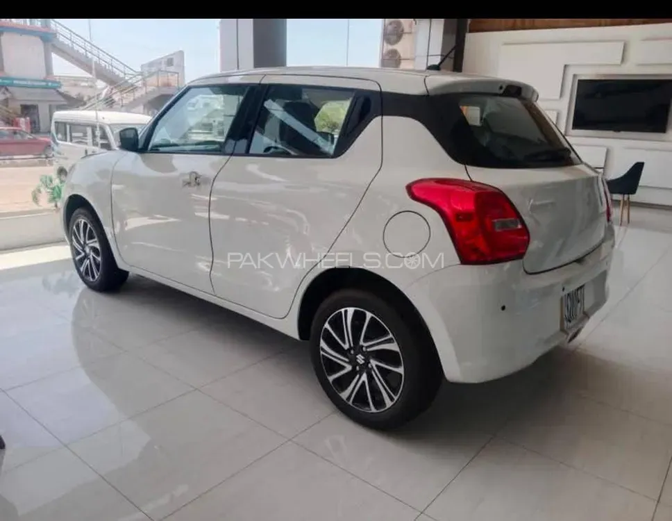 Suzuki Swift 2025 for Sale in Kohat Image-1