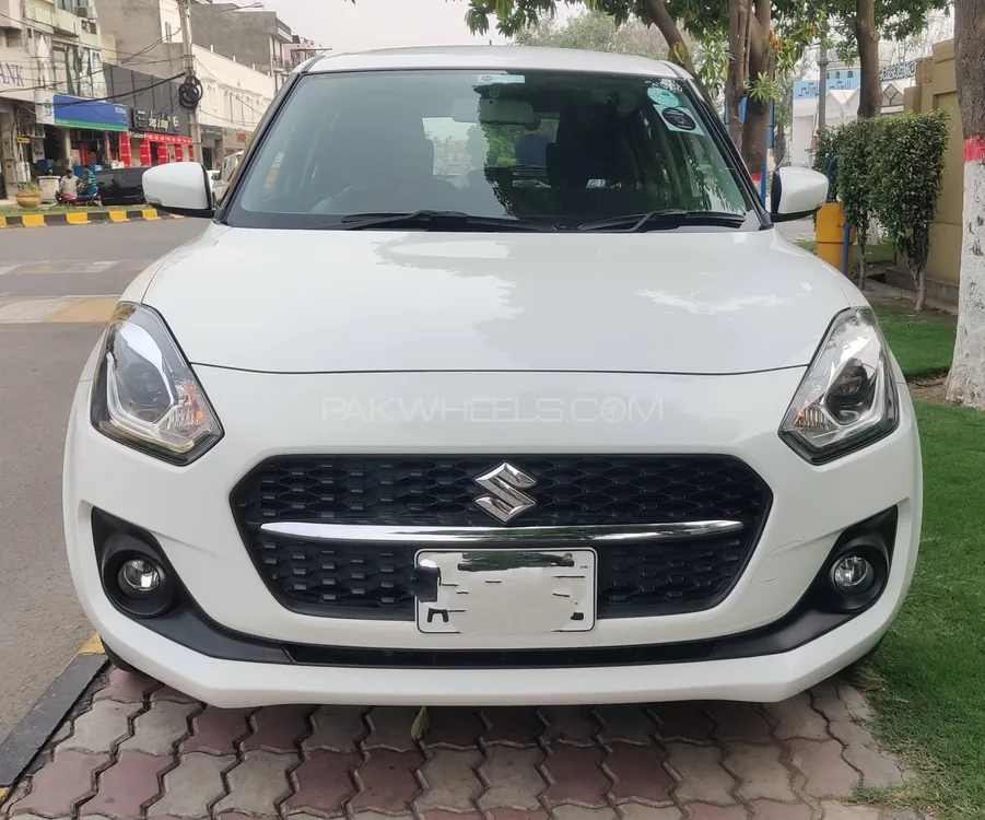 Suzuki Swift 2023 for Sale in Gujranwala Image-1