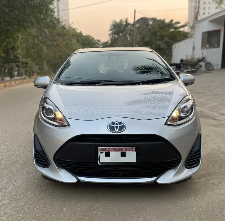 Toyota Aqua 2020 for Sale in Karachi Image-1