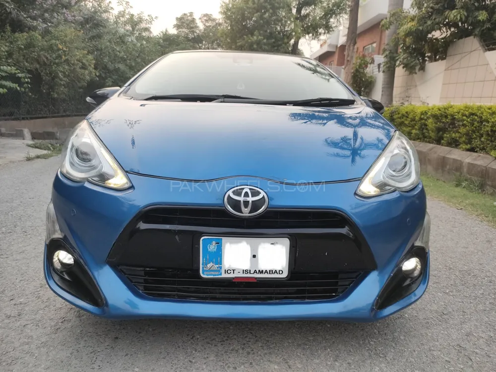 Toyota Aqua 2016 for Sale in Islamabad Image-1